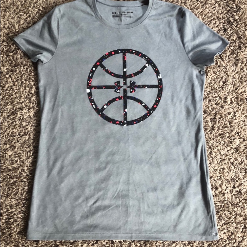Girls Under Armour shirt